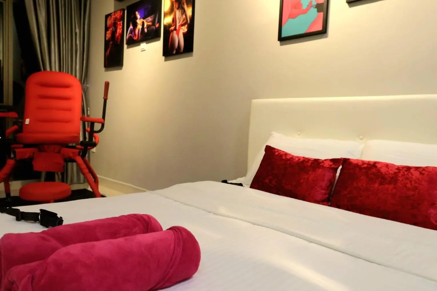 Palazio 情趣民宿 Mount Austin Johor Bahru
